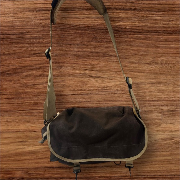 DOMKE BAGS Other - DOMKE BAGS Brown Canvas Messenger Camera Shoulder Bag Photography Utility